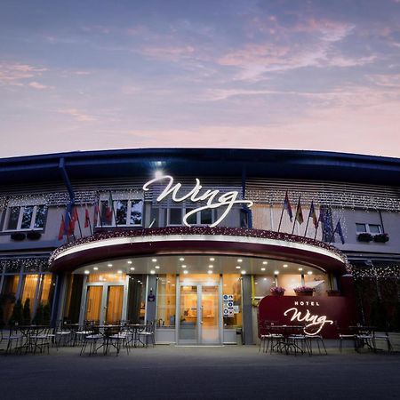 Wing Club Hotel Jagodina Extérieur photo