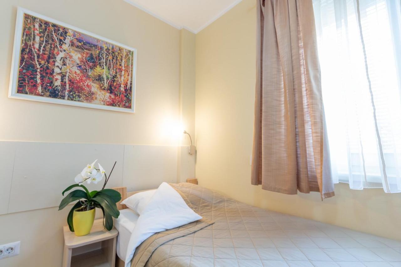 Wing Club Hotel Jagodina Extérieur photo